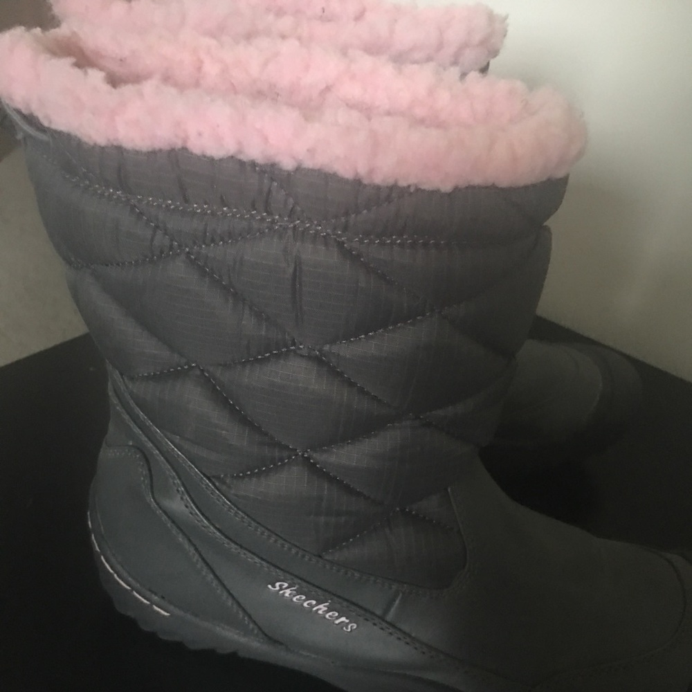 Pink & grey snow boots.  Women size 9